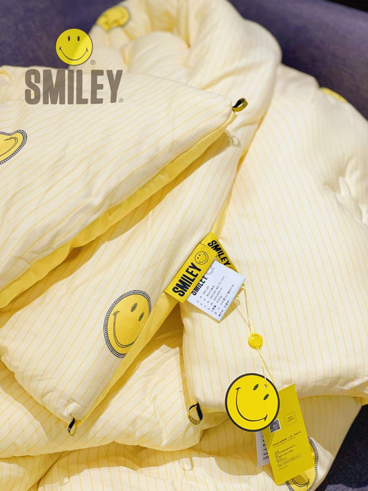 SMILEY Skin-Friendly Antibacterial Quilt