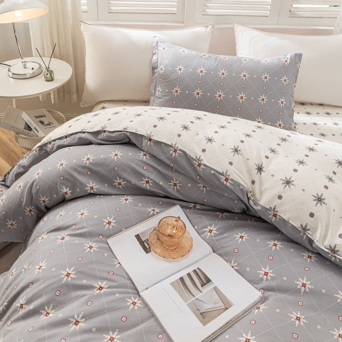 “StarThread” Twilight Cotton Bedding Set – TwinXL 3-Piece